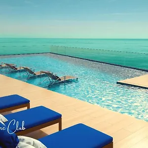 Venice Club: Seu Refugio A 30 Metros Do Mar Apartamento